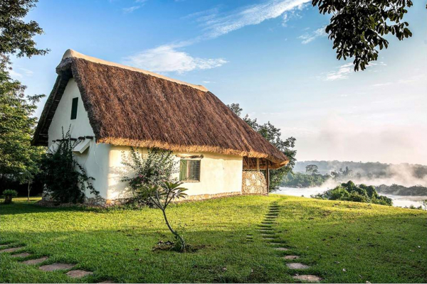 Thatched Bungalo overlooking Nile River