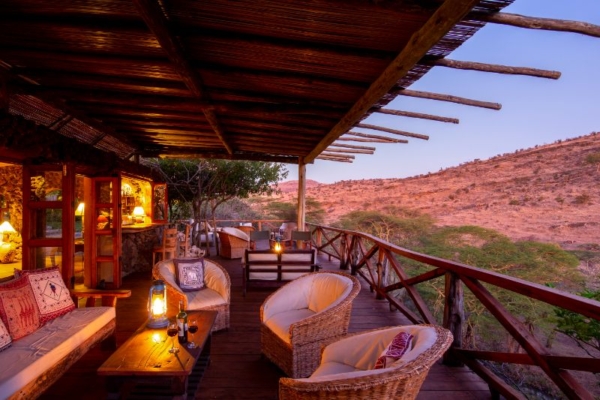 Lewa Wilderness (2) Dining with a veiw at Lewa Wilderness in Kenya