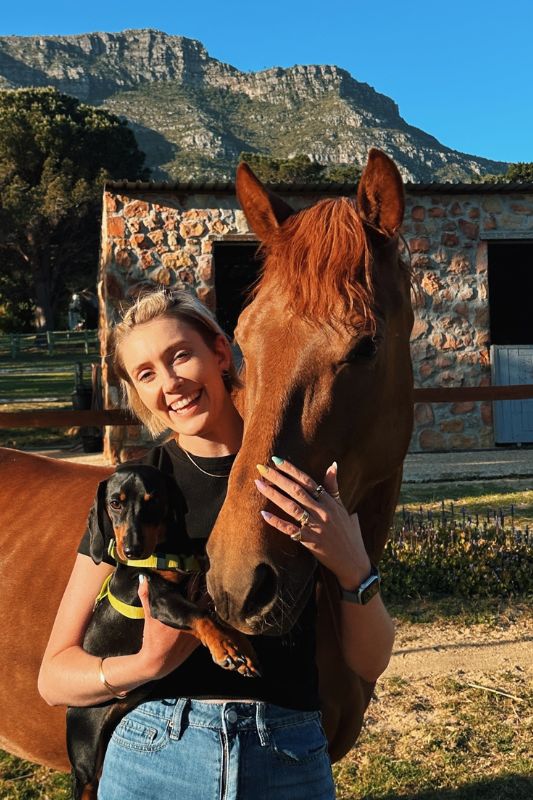 Sinead Thorpe - Part of the African Horse Safaris Team
