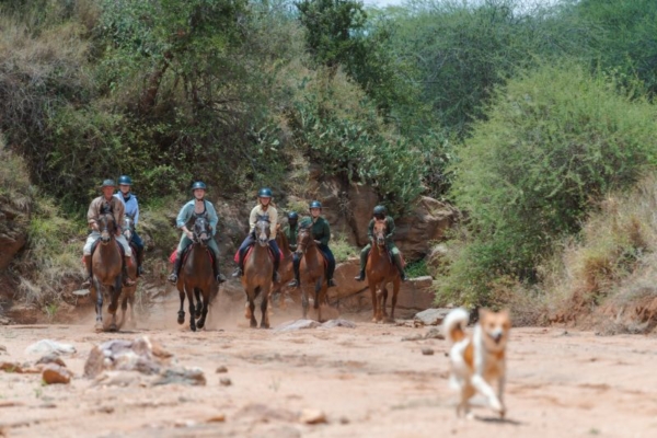 Horse riding at Rocky Hollow in Kenya