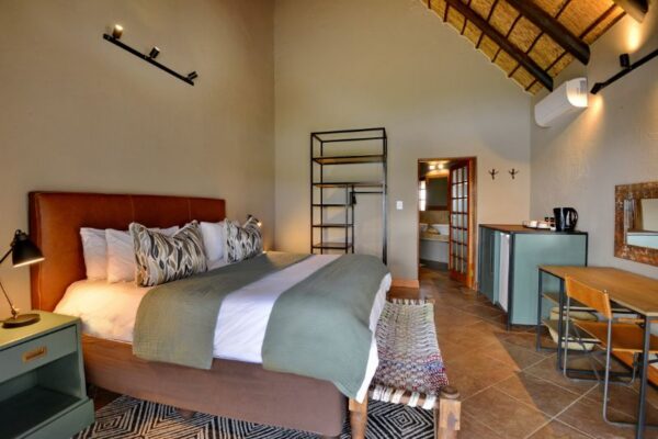 Luxury suite at Ants River Lodge in South Africa